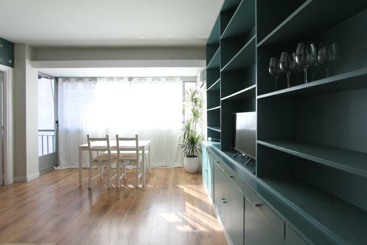 Cosy Apartment Prado Museum Мадрид Екстериор снимка