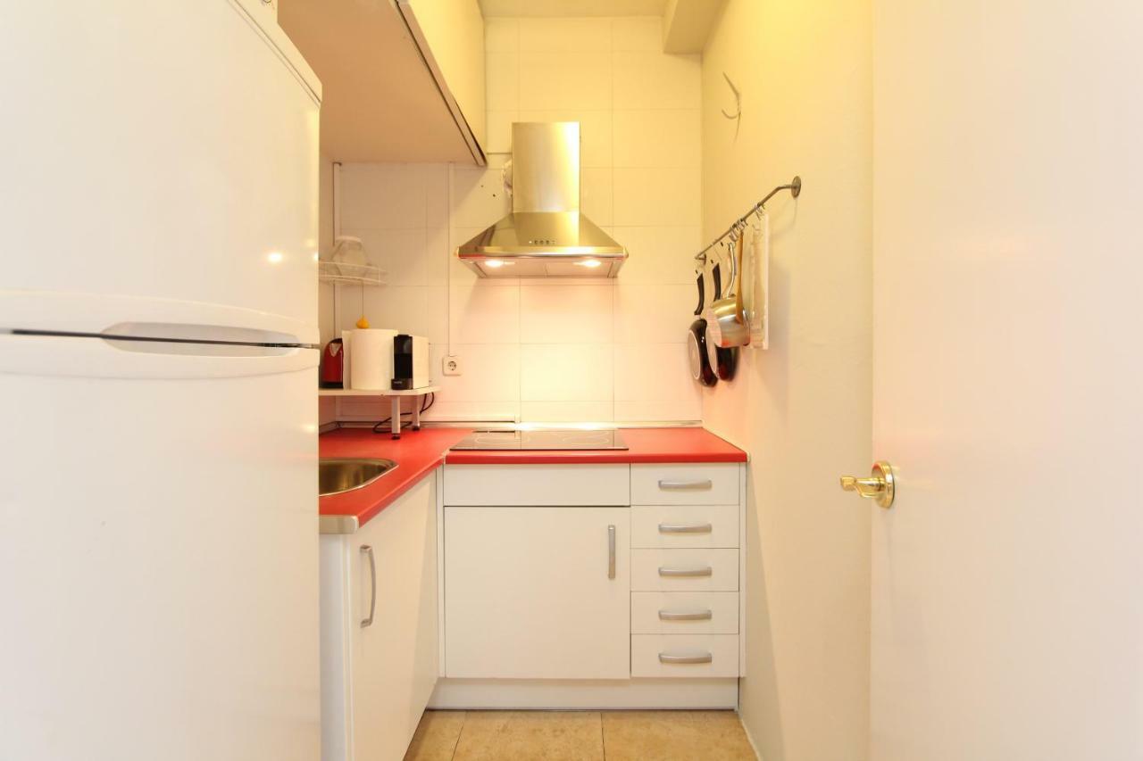 Cosy Apartment Prado Museum Мадрид Екстериор снимка