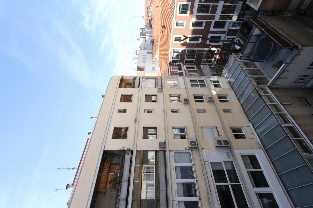 Cosy Apartment Prado Museum Мадрид Екстериор снимка