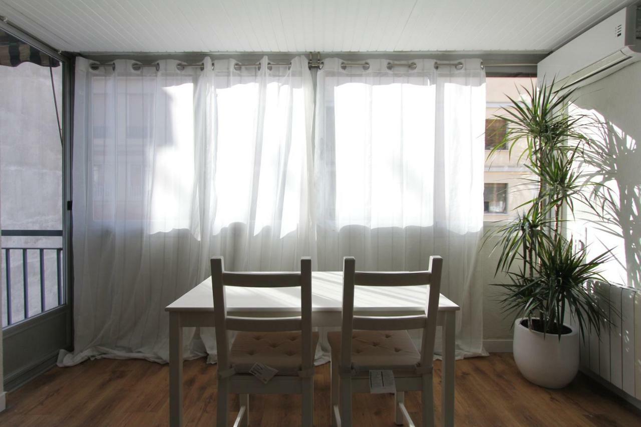Cosy Apartment Prado Museum Мадрид Екстериор снимка